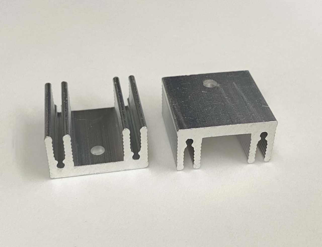 CH-751-22散熱片 銀 ( 2H017009 ) 1pcs