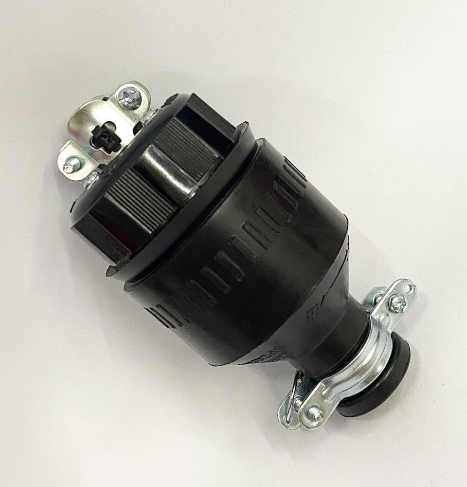 3極3P中間插頭20A250V