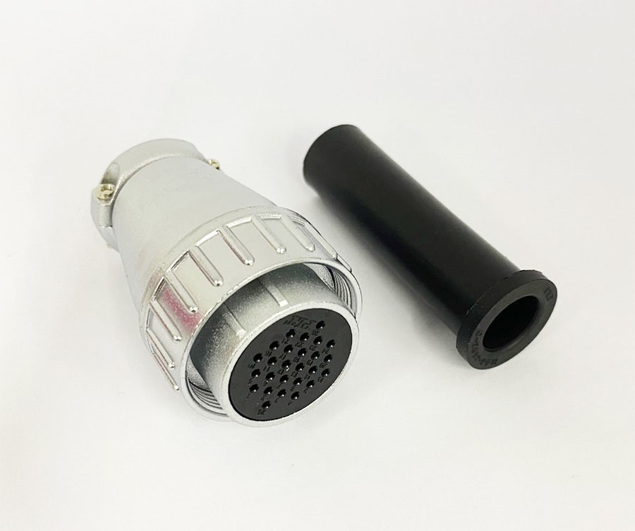 PLT 28Ø 26P長母頭/金屬接頭 ( PLS-2826PF )