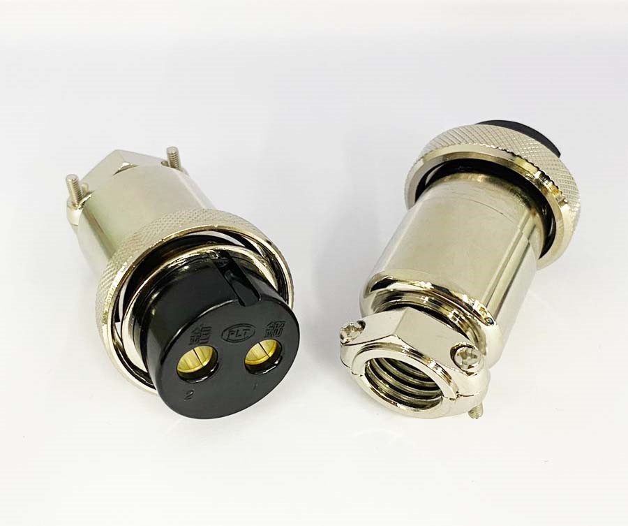 PLT 32Ø 2P長母頭/金屬接頭 ( PLT-322PF )