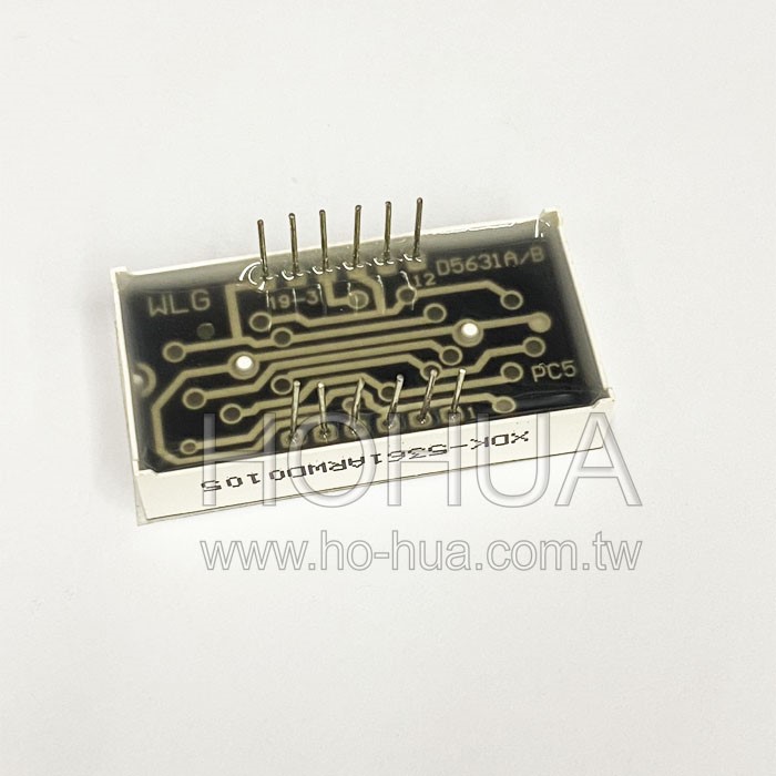 0.56" 三八共陰 高紅 黑面白膠 ( XDK-5361ARWD )