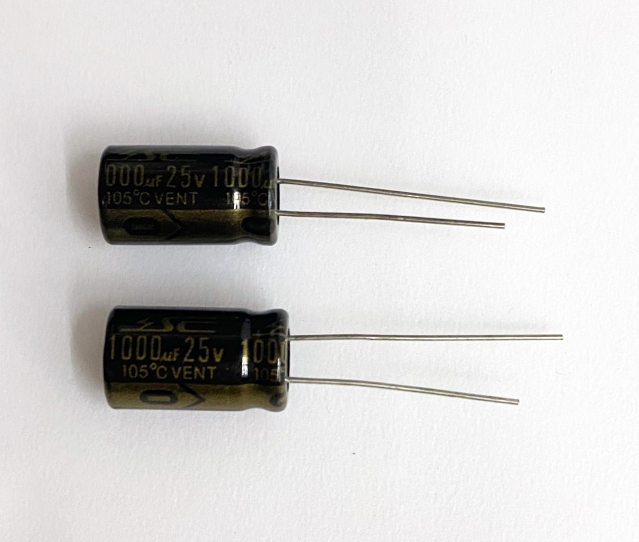 低漏電電容1000uF25V 2pcs ( LESR1000uF25V 10x17/105℃ )