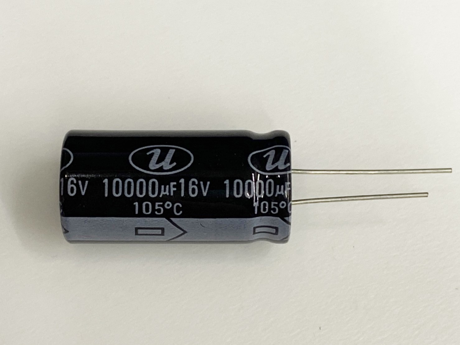 電解電容10000uF16V 1pcs ( EC10000uF16V 18x36/105℃ )