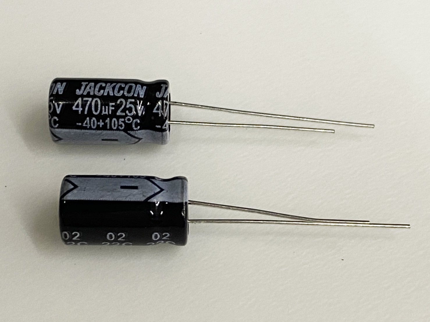電解電容470uF25V 2pcs ( EC470uF25V 8x14/105℃ )