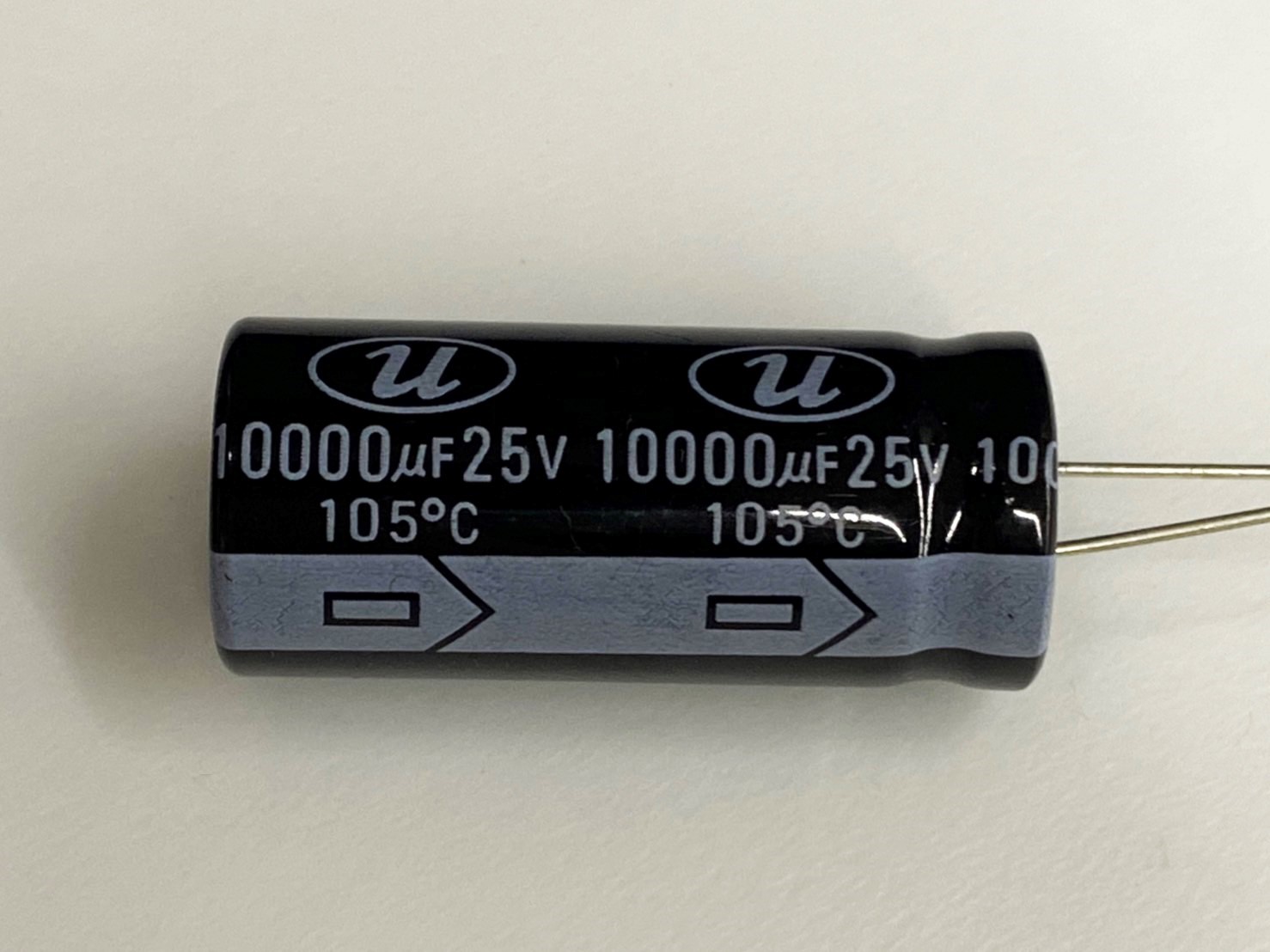 電解電容10000uF25V 1pcs ( EC10000uF25V 18x41/105℃ )