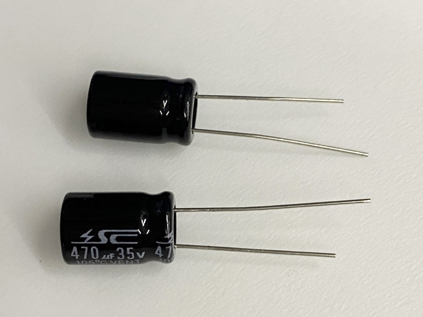 電解電容470uF35V 2pcs ( EC470uF35V 10x15/105℃ )
