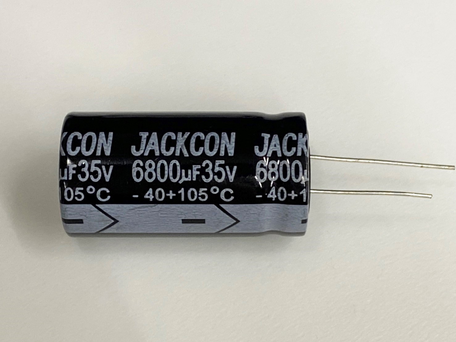 電解電容6800uF35V 1pcs ( EC6800uF35V 22x41/105℃ )