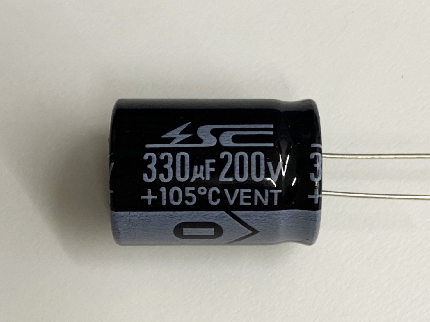 電解電容330uF200V 1pcs ( EC330uF200V 22x30/105℃ )