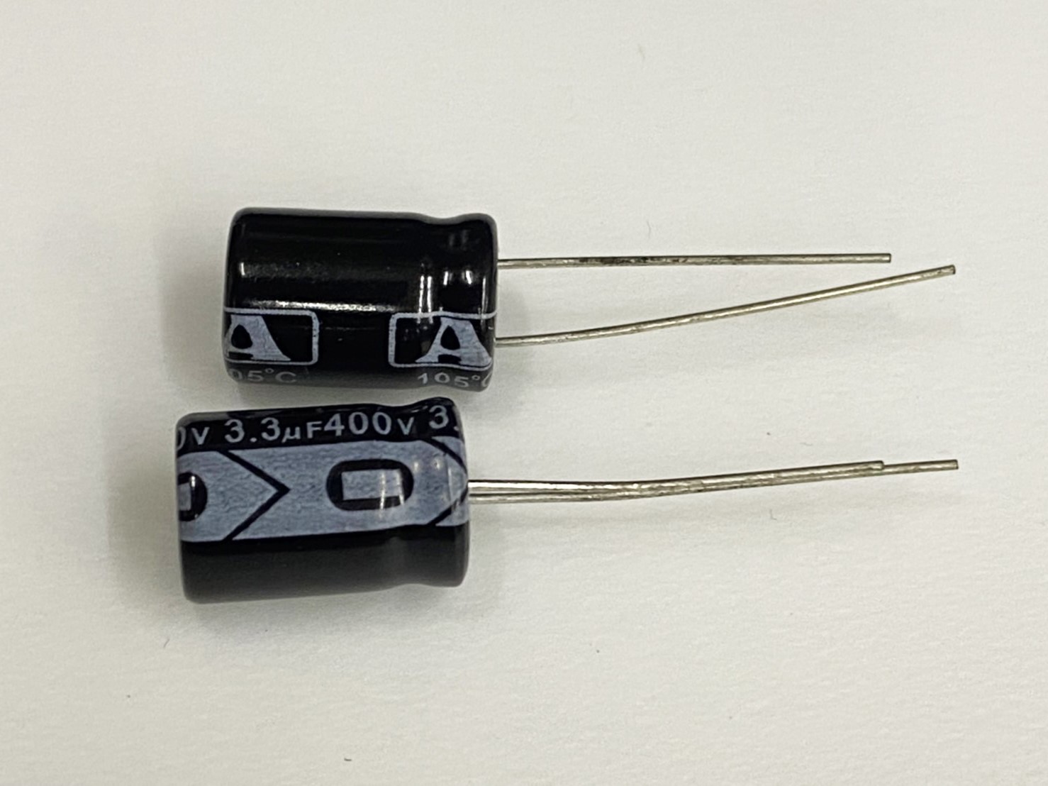 電解電容3.3uF400V 2pcs ( EC3.3uF400V 10x16/105℃ )