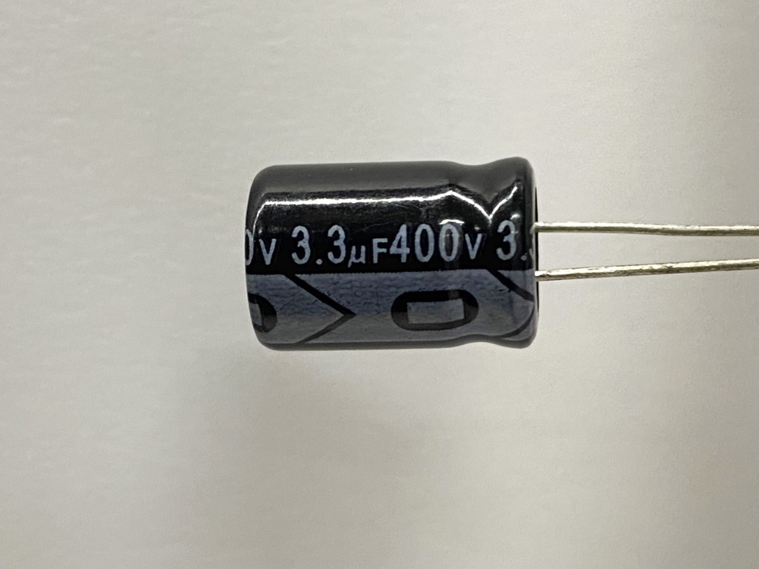 電解電容3.3uF400V 2pcs ( EC3.3uF400V 10x16/105℃ )
