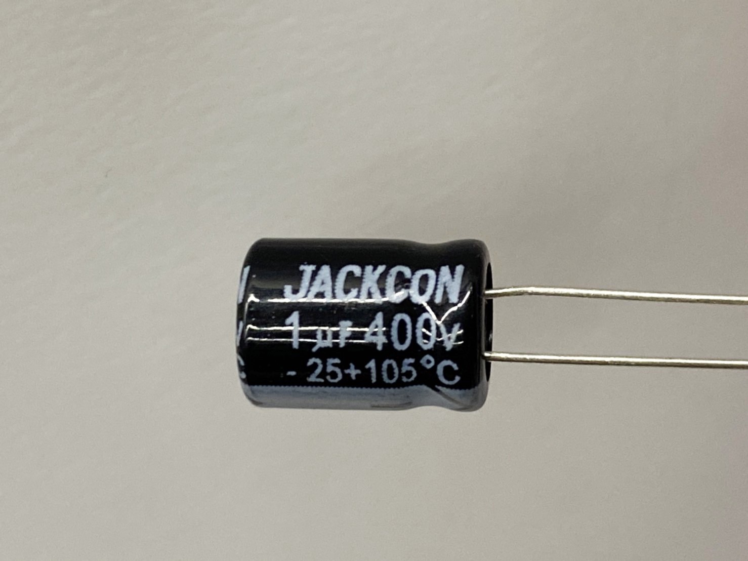電解電容1uF400V 2pcs ( EC1uF400V 8x11/105℃ )