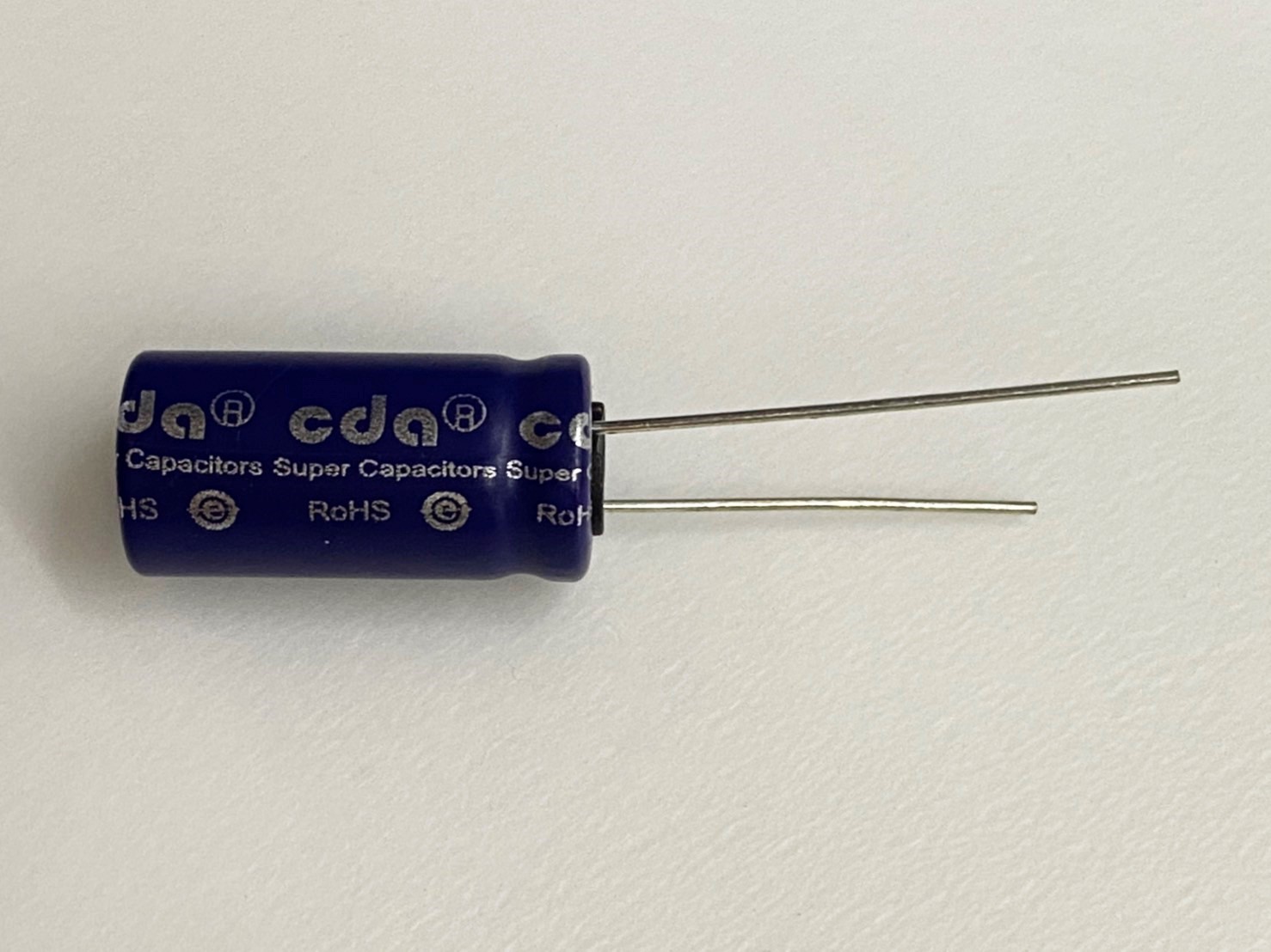 陸製超級電容4F/2.7V 1pcs ( 1333-4.0 ( 10x20mm ) )