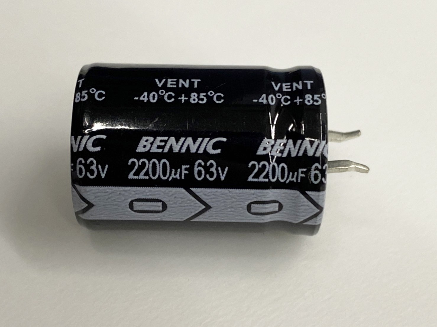 音響級電容2200UF 63V ( SIRG2200UF63V  22x30 )