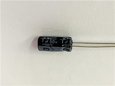 電解電容1uF50V 5pcs ( EC1uF50V 5x11/105℃ )