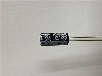 電解電容10uF50V 10pcs ( EC10uF50V 5x11/105℃ )