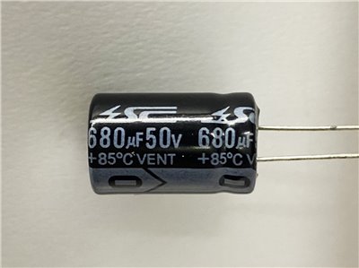 電解電容680uF50V 1pcs ( EC680uF50V 13x21/105℃ )