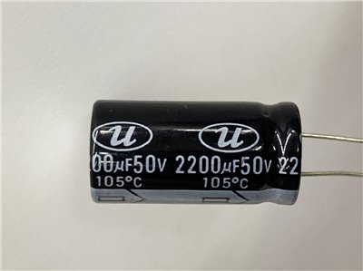 電解電容2200uF50V 1pcs ( EC2200uF50V 16x31/105℃ )